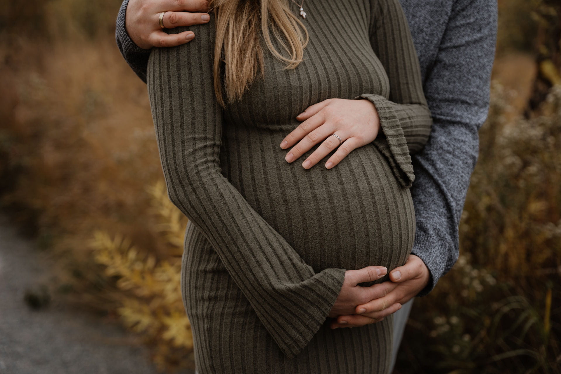 IdaBaumann-BotanischerGarten-Bayreuth-Herbst-Babybauch_Babybauchshooting-10