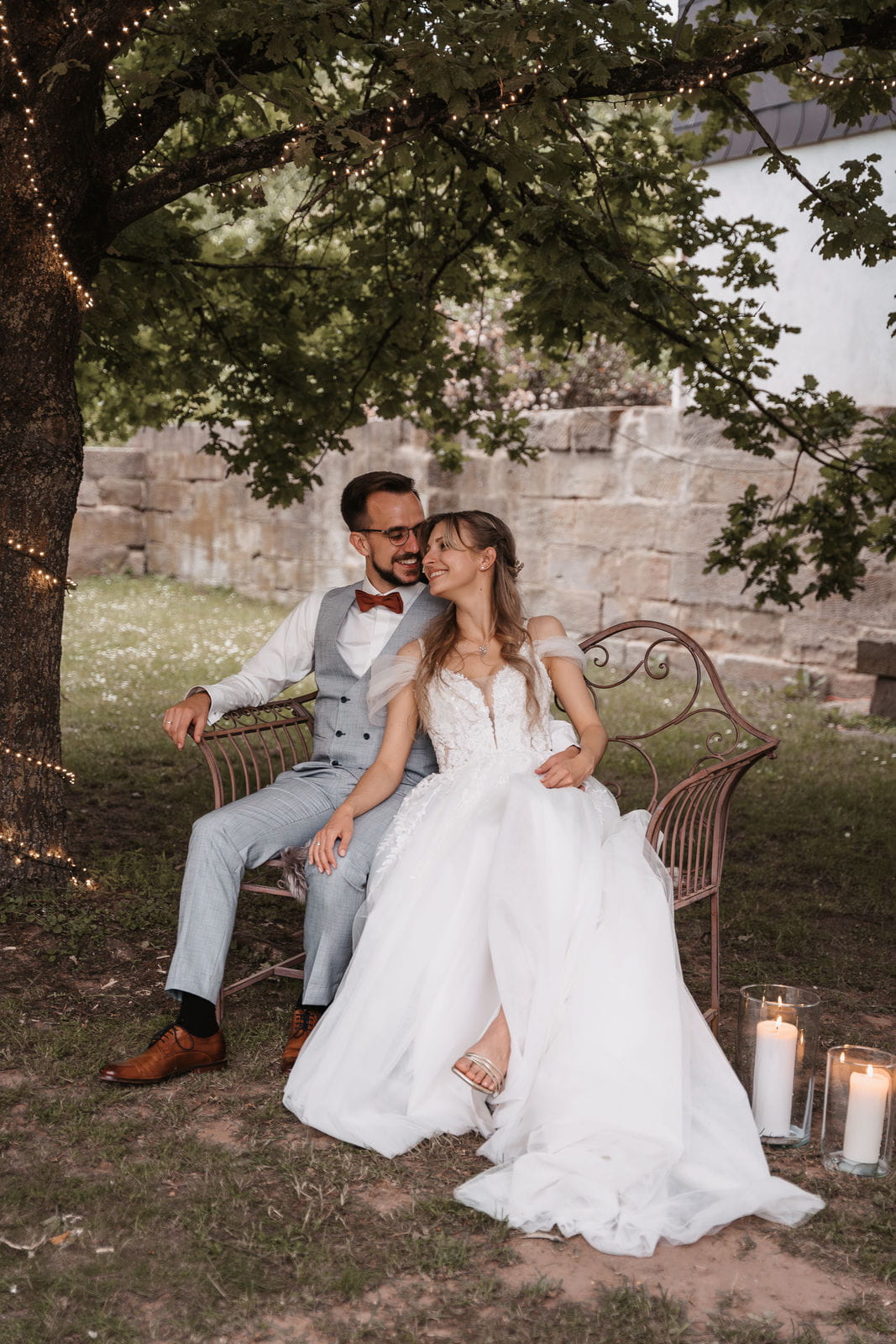175 – IdaBaumann-Hochzeit-Redwitz-an-der-Rodach-Hochzeitsscheune-Scheunenhochzeit-Schloss-Redwitz-Kronach-Bayreuth7