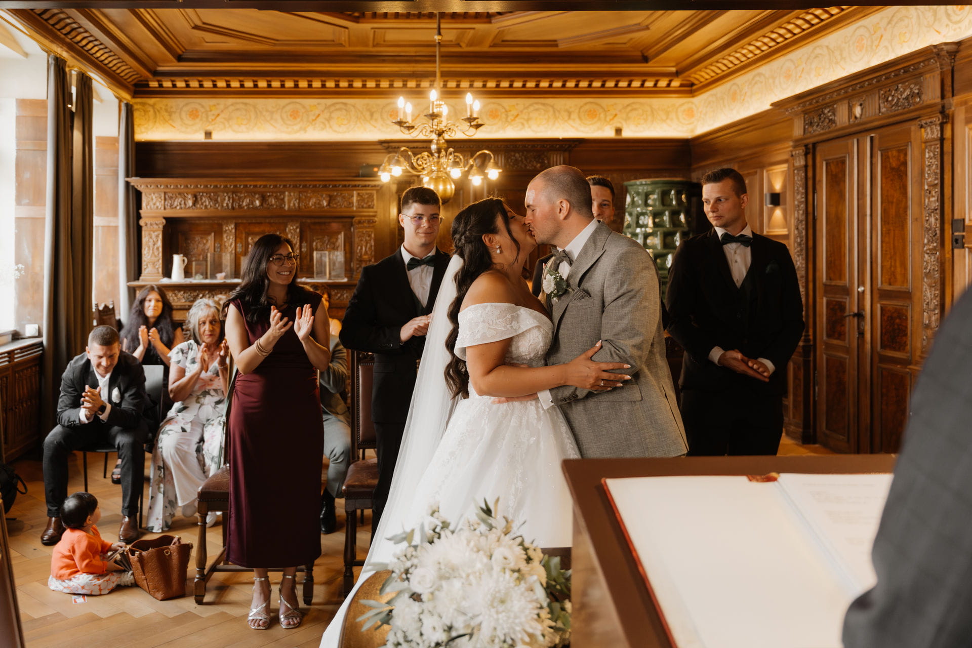 260 – IdaBaumann-Hochzeit-Standesamt-Hof-Schwarzenbach-Villa-Weiss-Helmbrechts4