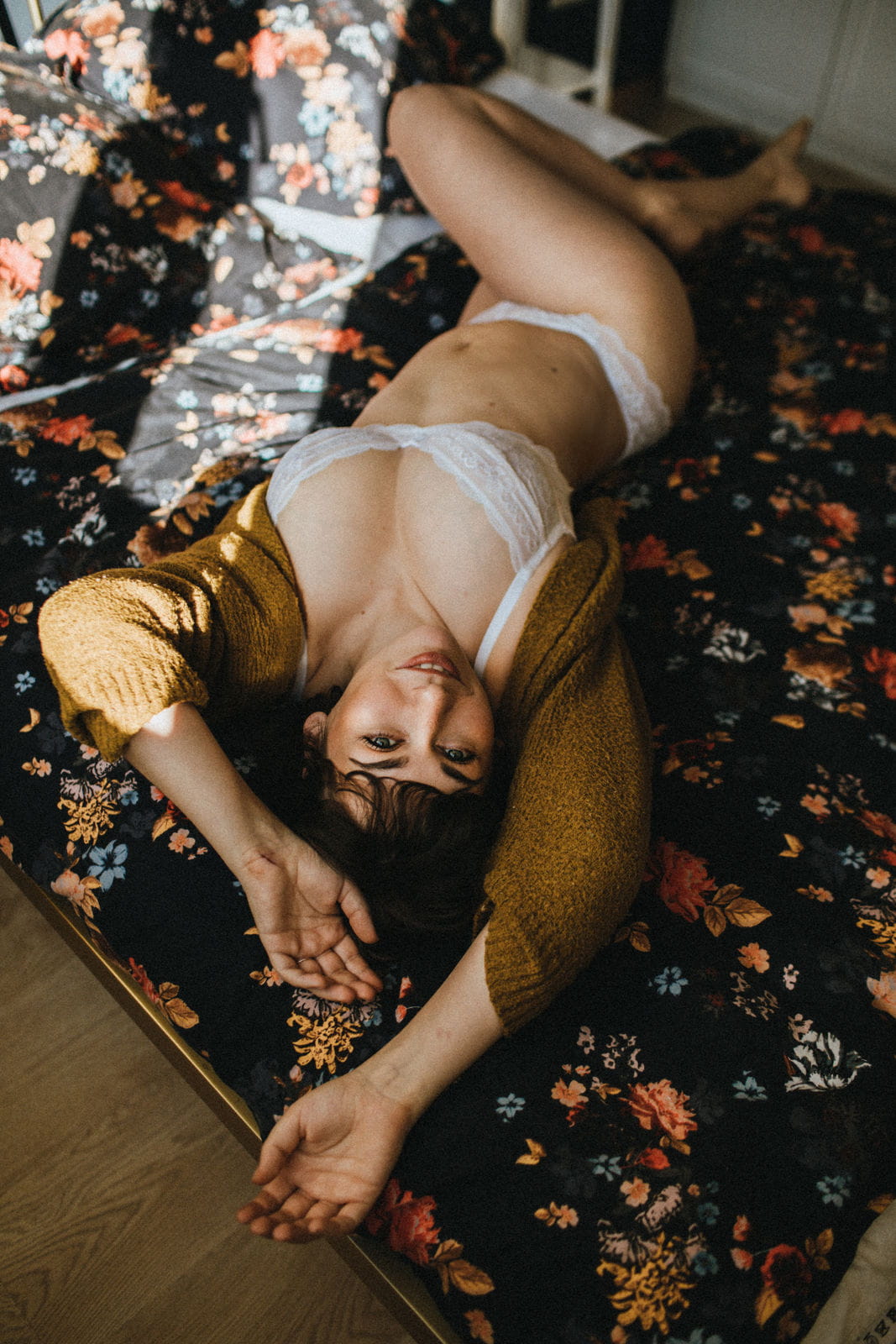 31 – SinnlichePortraits-sensual-erotik-akt-teilakt-boudoir-portrait-homestory-bayreuth-shooting-portrait-5