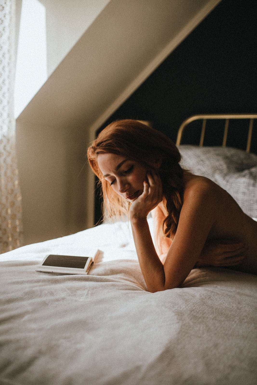 37 – SinnlichePortraits-sensual-erotik-akt-teilakt-boudoir-portrait-homestory-bayreuth-shooting-portrait-70