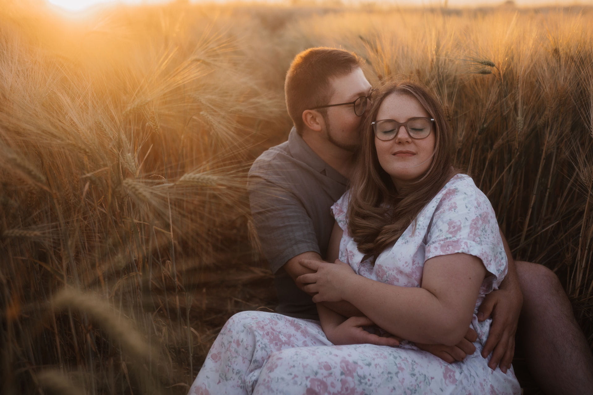 39 – IdaBaumann-Paarshooting-Paerchenshooting-Couple-natuerlich-sonnenuntergang-sunset-bayreuth-oberfranken5