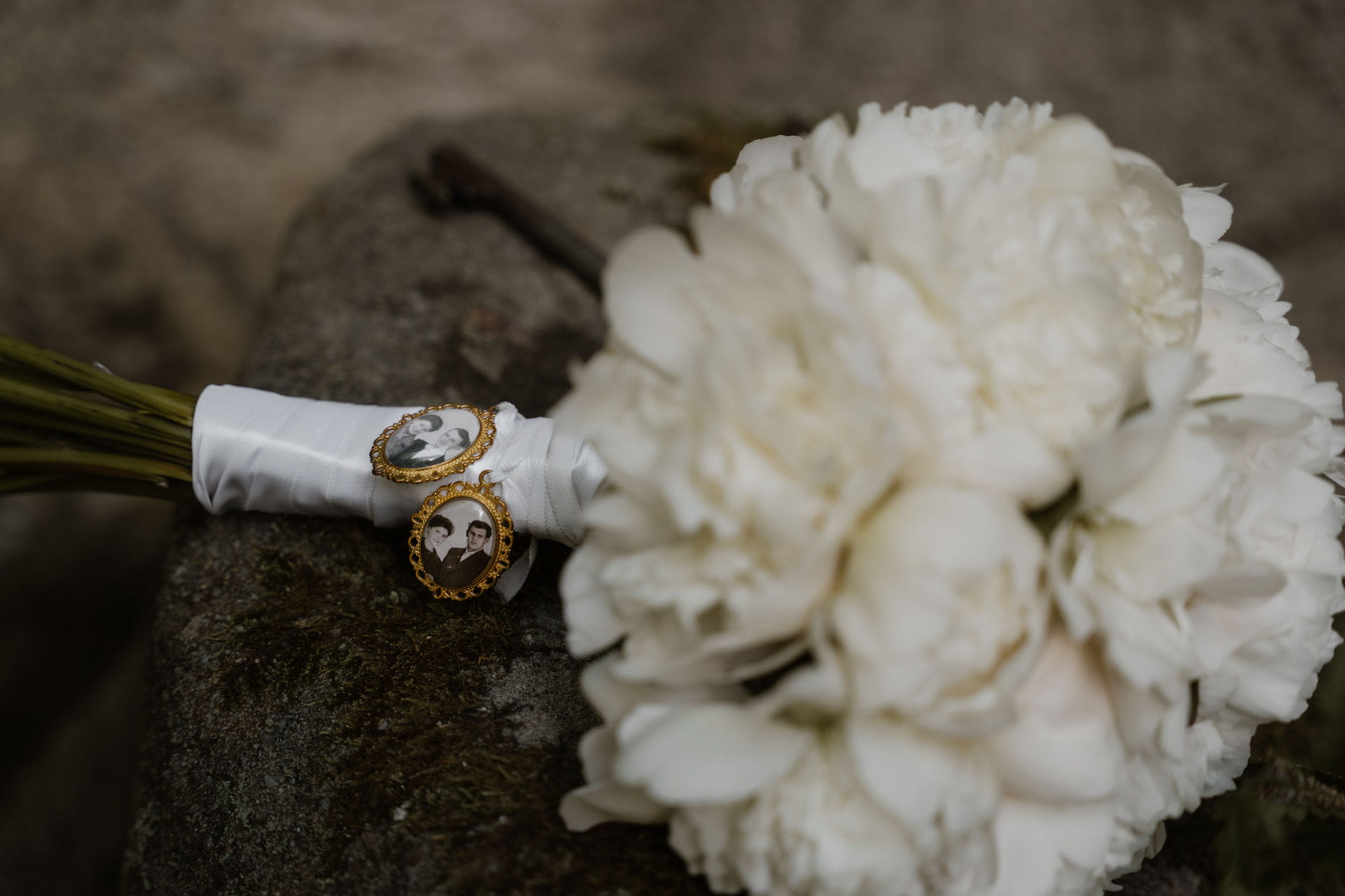 81 – IdaBaumann-Hochzeit-freie-trauung-wedding-italien-tuscanywedding-freie-trauung-schloss-hohenstein-coburg-franken21