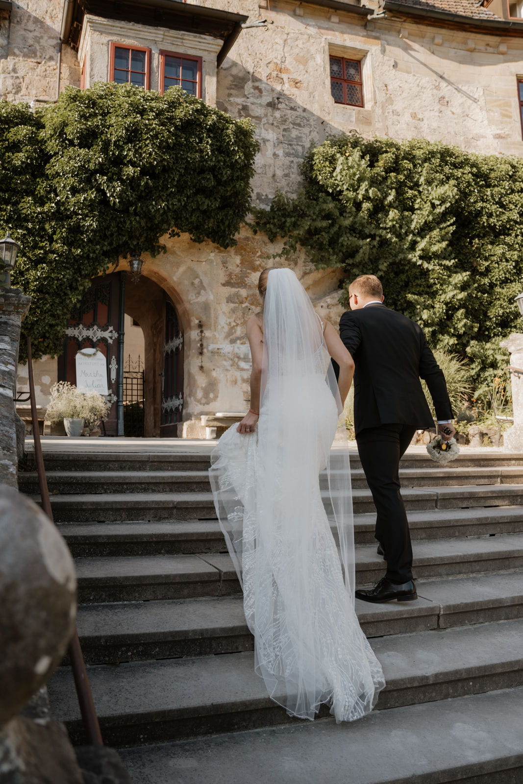 85 – IdaBaumann-Hochzeit-freie-trauung-wedding-italien-tuscanywedding-freie-trauung-schloss-hohenstein-coburg-franken25