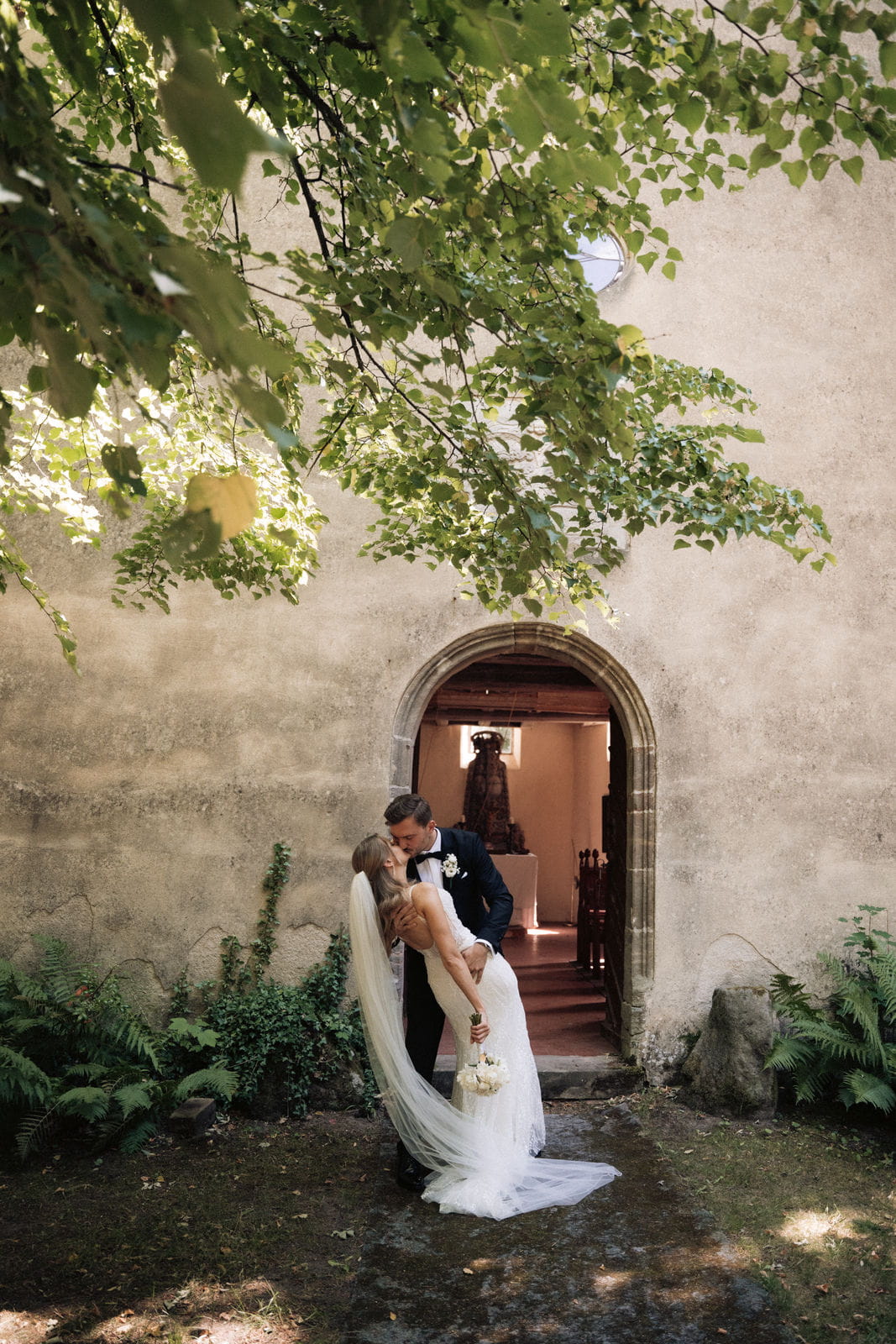 88 – IdaBaumann-Hochzeit-freie-trauung-wedding-italien-tuscanywedding-freie-trauung-schloss-hohenstein-coburg-franken31