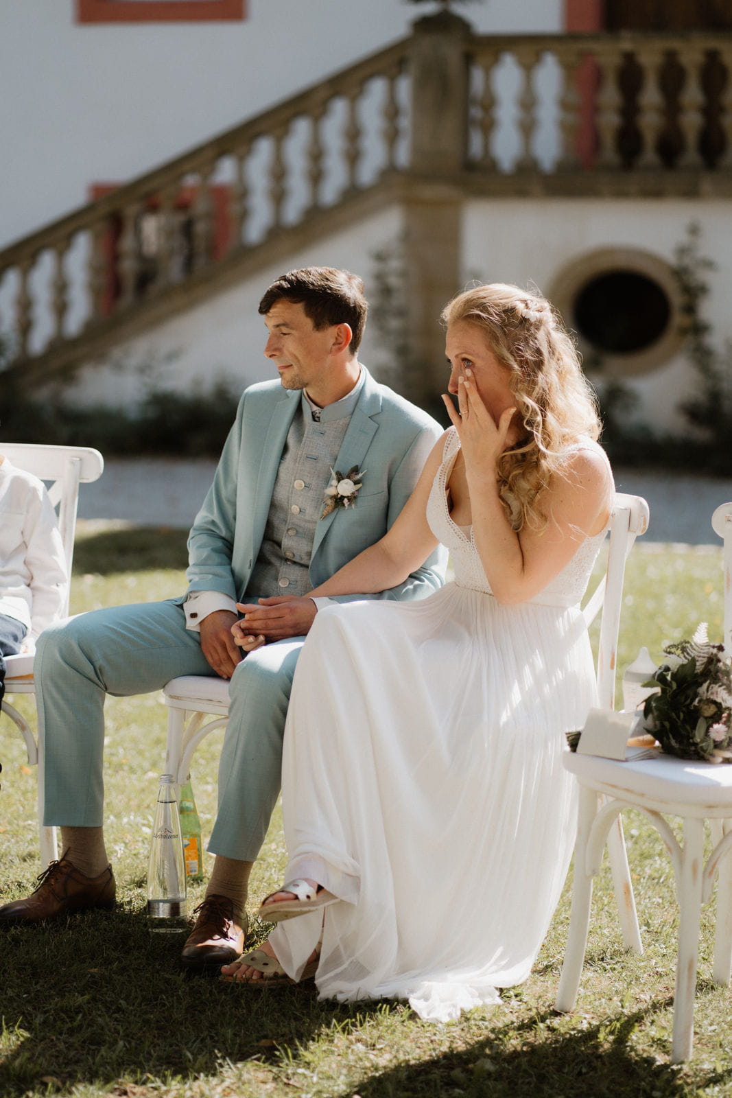 98 – IdaBaumann-Hochzeit-Freietrauung-Boho-Schloss-Wolframshof-Garten-Natuerlich9007