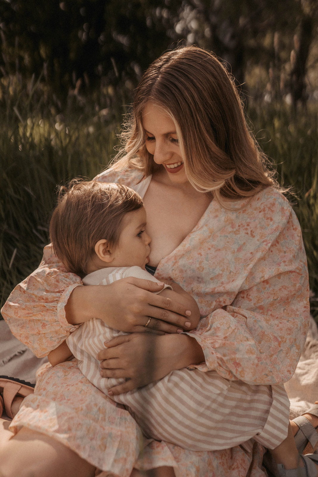 4 – IdaBaumann-Familienfotos-Familienshooting-Natur-Stillfotos-Motherhood-Family-Bayreuth3